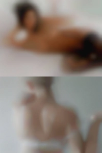 Indiana swapping naked girls couples!